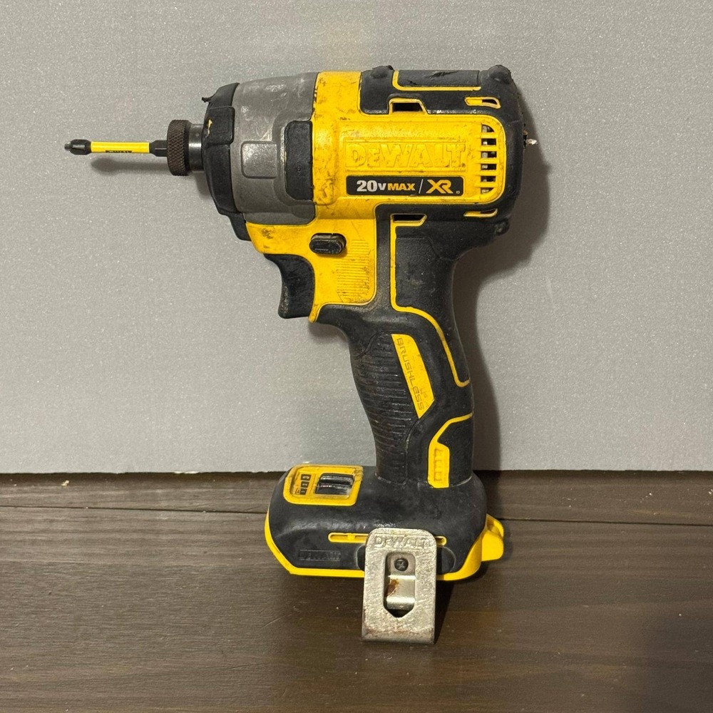 DeWalt DCF840 20V Max XR Brushless Cordless Impact Driver 1/4" Tool Only Tested